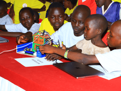 Introducing Robotics Training for Kids: Empowering the Next Generation at Pawatech Solutions